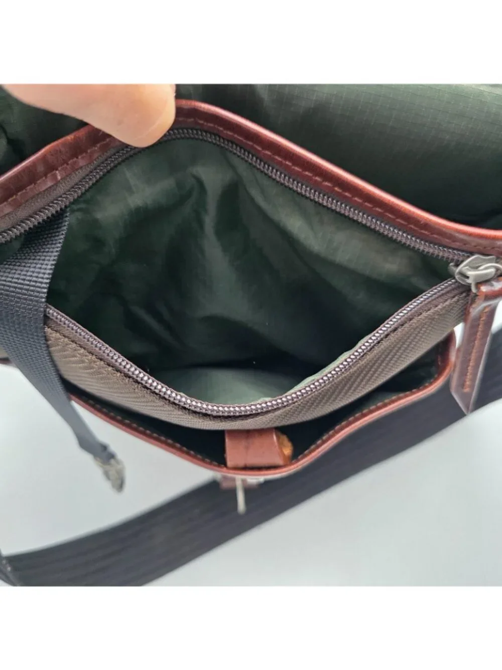 Filson Messenger Bag Mens Medium Brown Rugged Twill Leather Field Crossbody USA
